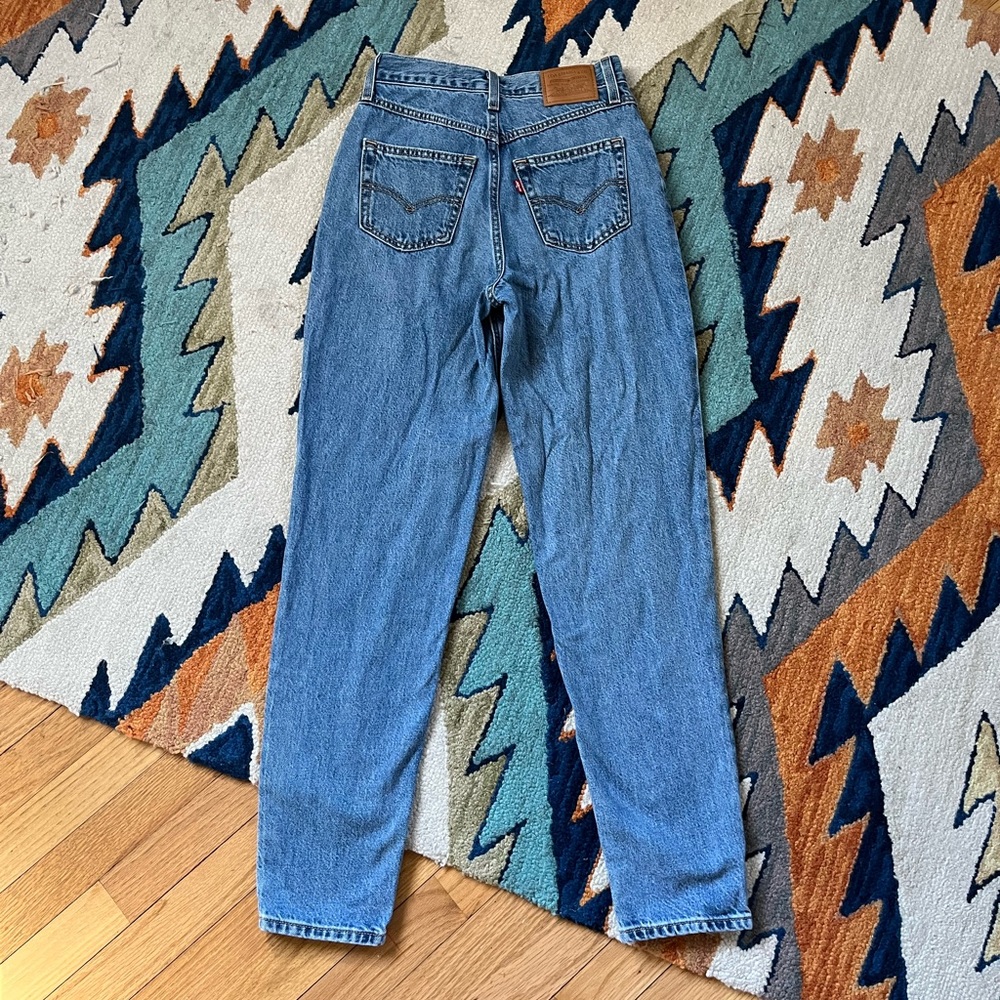 Levi’s 80’s Mom Jeans 100% Cotton